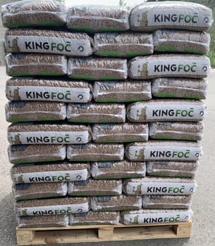 4 Palet de 77 sacos de pellet KINGFOC